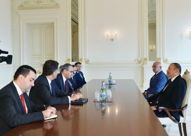 Ильхам Алиев принял заместителя председателя Совфеда России - ФОТО